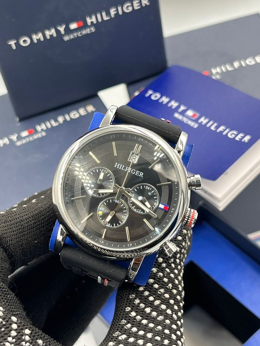 Quality Timepiece for quality men 💯

Chronograph is active 💯💯

Comes with full packaging

🏷️35,000

📍Lagos state
Nationwide delivery

Kindly repost