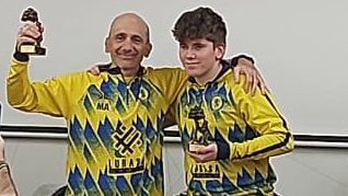 El pasado fin de semana nuestros jugadores Adri Sánchez y Migue Fernández ganaban el Open de Parejas de Coslada. Enhorabuena!!! 👋👋🏆🏆