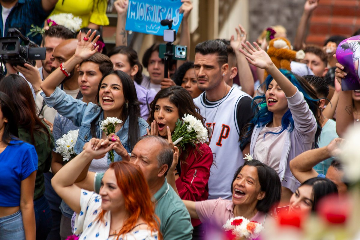 La Reina del Flow tweet media