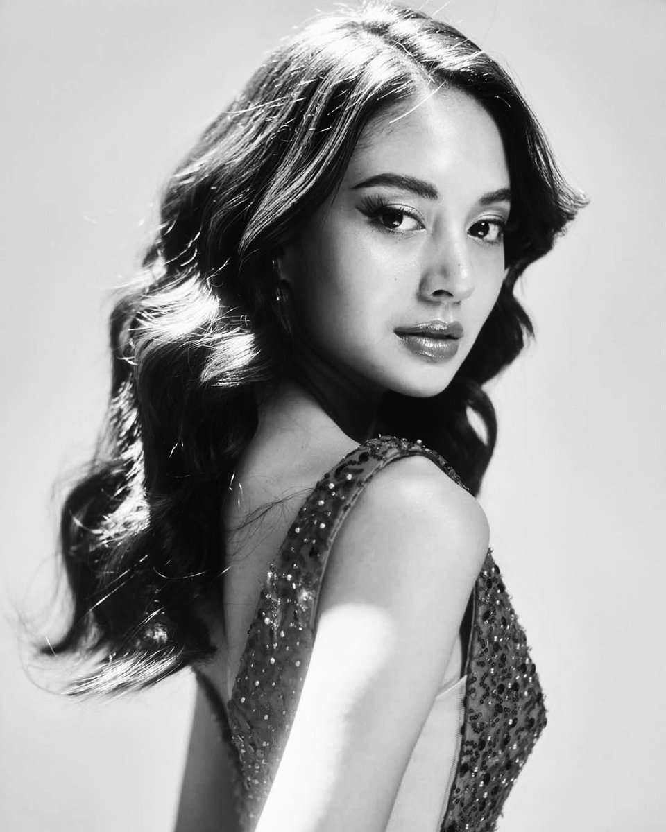 Andien backs Aurélie Moeremans in new tweet:

“Terima kasih, Aurelie, untuk Broken Strings. Aku percaya luka yang diakui, dan pemulihan yang dijalani dengan jujur akan berbuah baik. Doaku untukmu dan semua perempuan yang pernah (atau sedang) menjadi korban. Semoga yang pernah