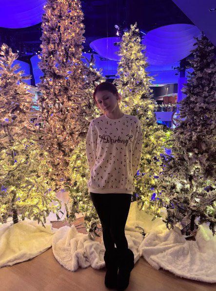 AliceStar021's tweet photo. Im still in holiday mode 😫 https://t.co/pVeigUhctJ