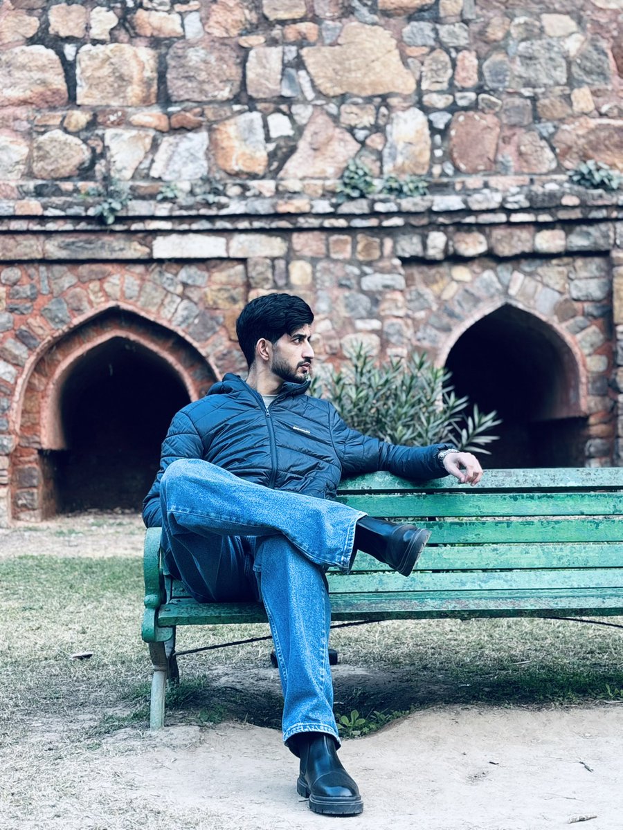 i_imad_19's tweet photo. Unbothered. Grounded.
- https://t.co/Y3x6kN3jBo