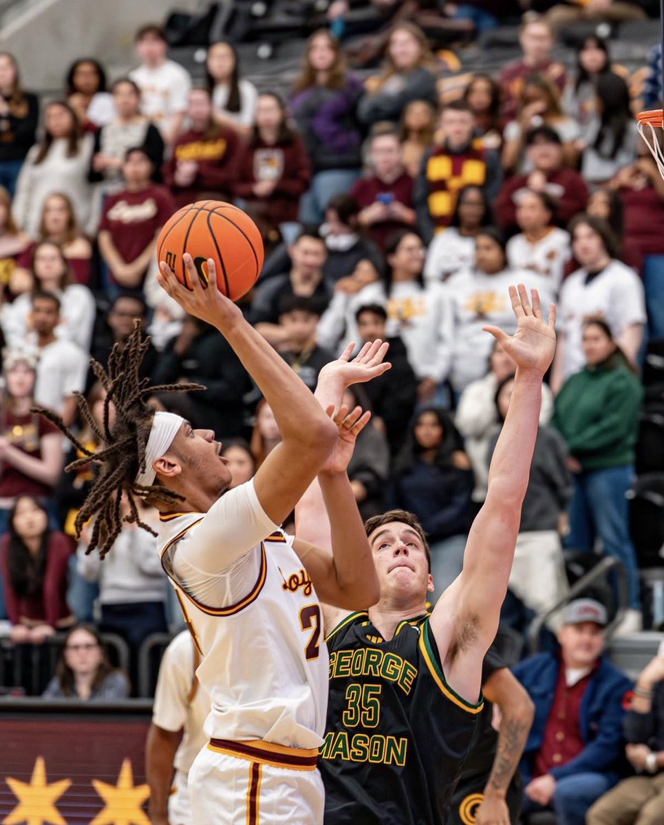 echildscbb's tweet image. Tough A10 loss in Rogers Park tonight as the ramblers fall to a 16-1 George Mason squad coming in 74-82. 

Ramblers were without 3 starters due to injury.
*Justin Moore
*Kayde Dotson
*Xavier Amos
Hard fought game by George Mason as Presbyterian transfer Korey Mincy led the way