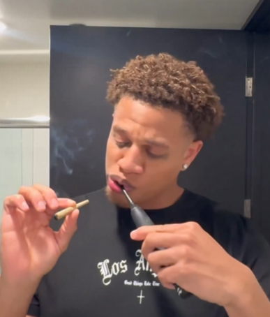 p4paloka's tweet image. that one scene in entergalactic