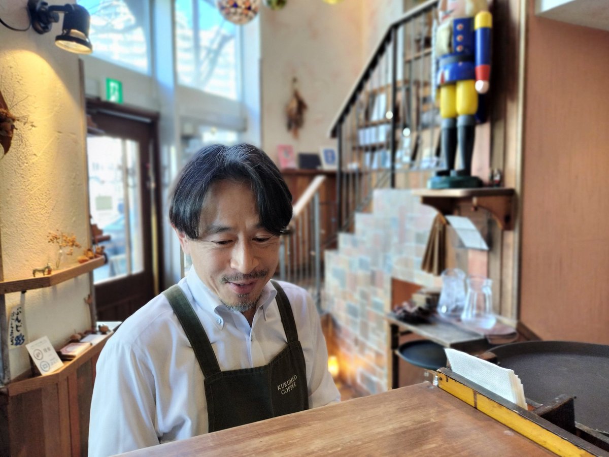 tkage's tweet image. 今日（1/14水）も今日とて、#クルミドコーヒー にシフトイン☕
キウイのケーキ、最終日だから、食べにおいでよー🥝