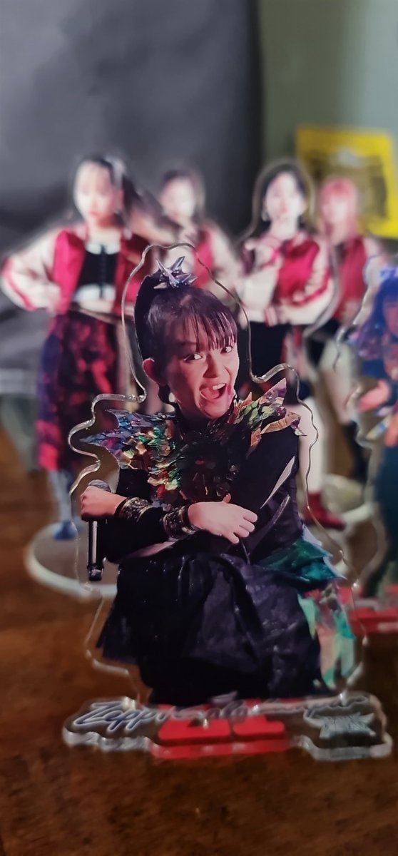 RIEL_METAL's tweet photo. @annie_metal_TW @legend_sumetal @moch_metal @nyagokittymetal @NAOMETAL4 Twinsies! 🥰 https://t.co/Y1p70TXlZh