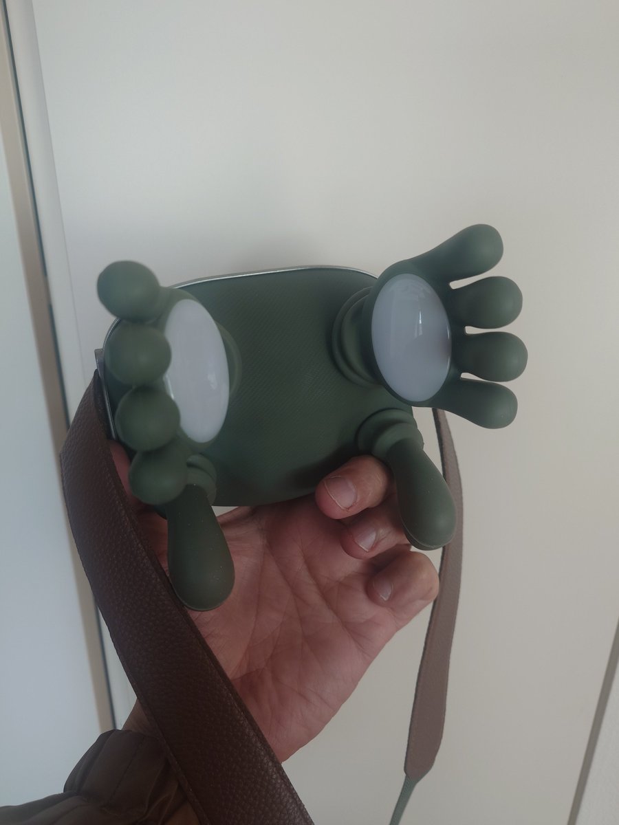 今日は皆さんにお尋ねしたいことがあります。 すごいマッサージ機を