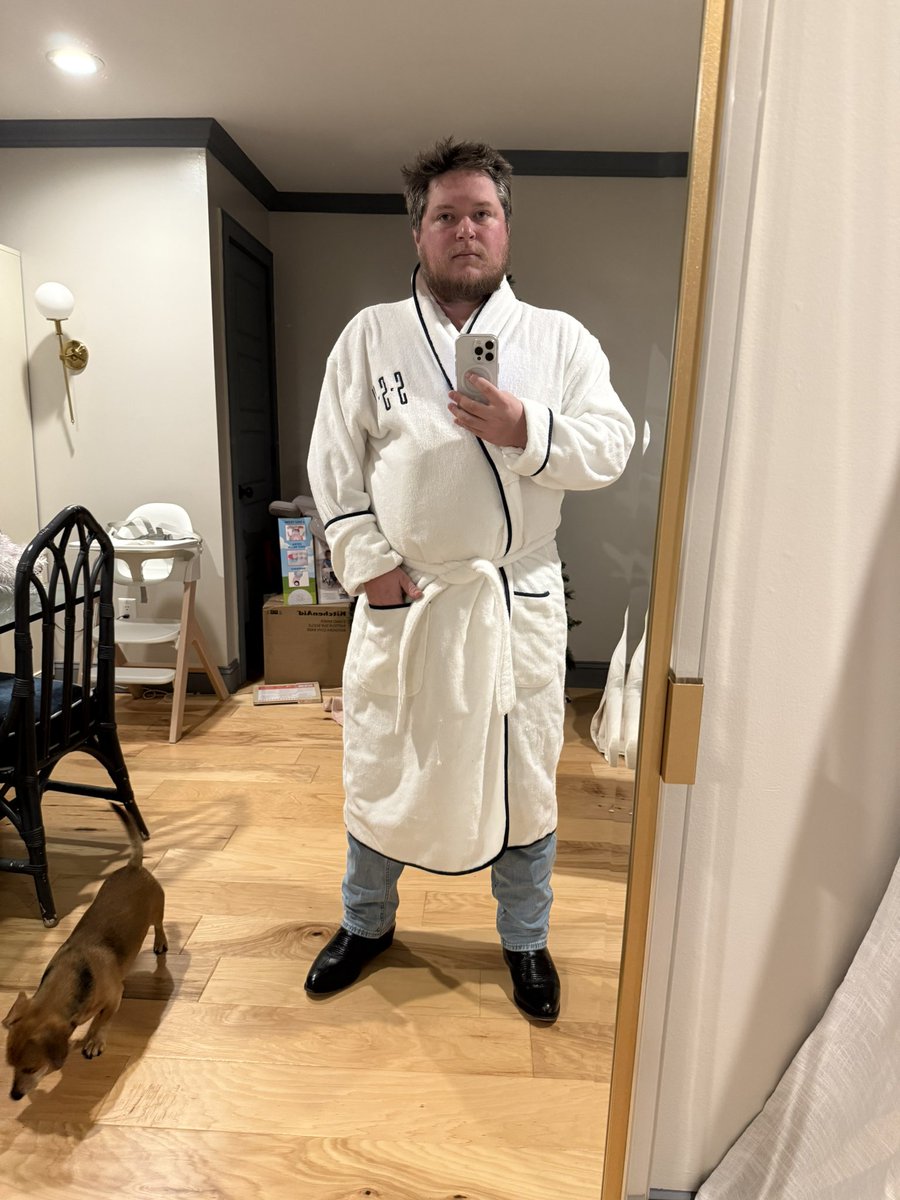 ShermStu_2's tweet image. 1 like and I’ll wear the robe on the next episode of @ForTheDadsPod..

(New Episodes every Wednesday at 6am)
