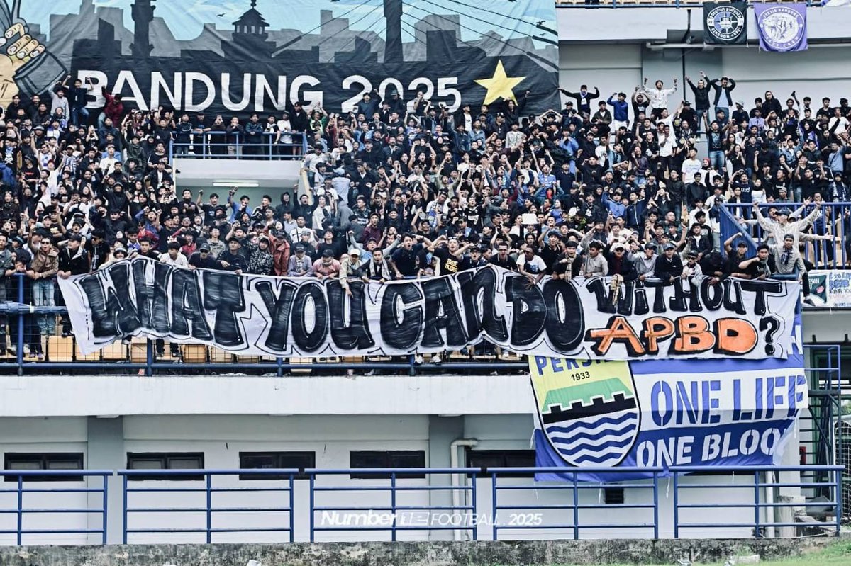 CentralsSC's tweet image. So, what u can do ? 🖐😝🖐