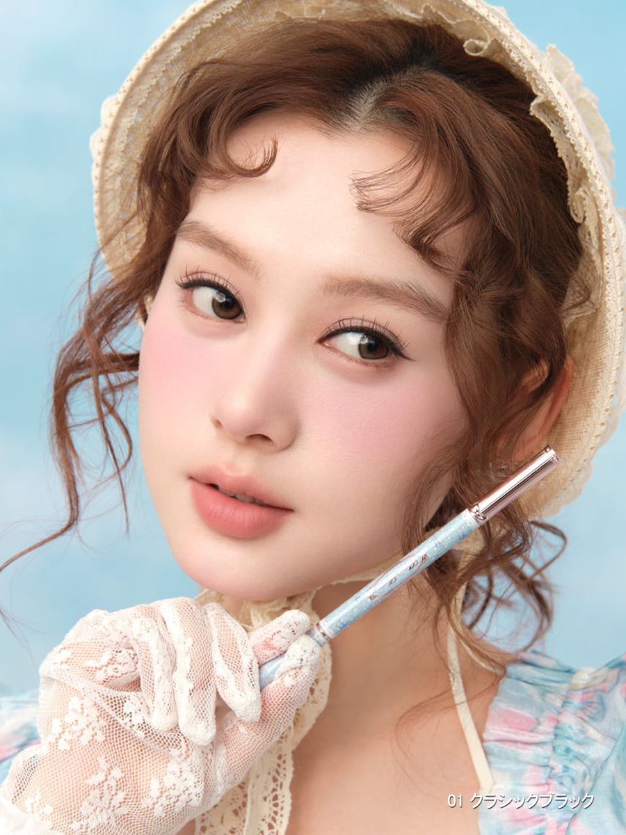 🐇アンティークリボン ジェルライナー ロマンティックな花柄にパール