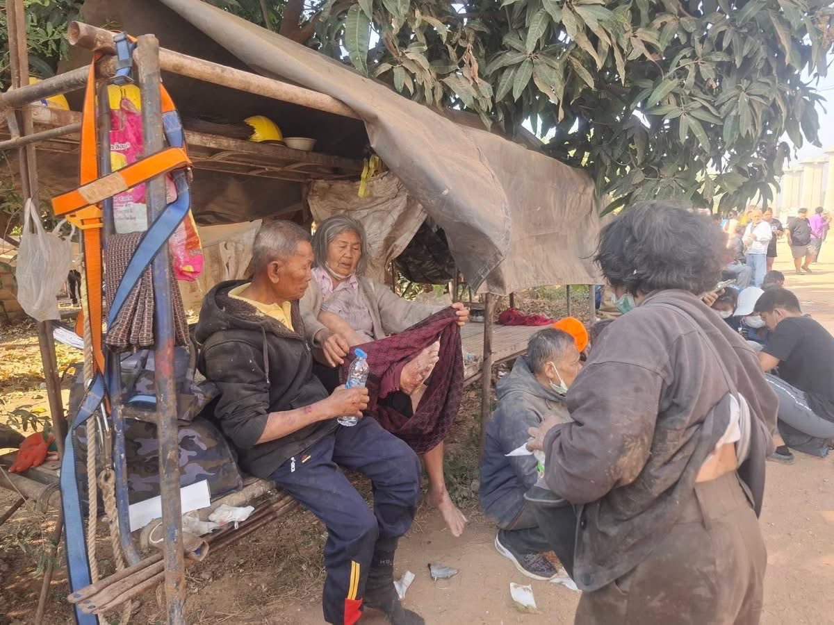 🏗️ ‘รฟท.’ ลงพื้นที่เร่งสอบเหตุเครนก่อสร้างไฮสปีดไทย - จีน ถล่มทับรถไฟขบวนที่ 21 กรุงเทพอภิวัฒน์-อุบลฯ มีผู้บาดเจ็บ-เสียชีวิตจำนวนมาก 
👷🏻‍♂️พบสัญญารับเหมาช่วงเกิดเหตุอยู่ภายใต้การดำเนินงานของ ITD ‘อิตาเลียนไทย’
#เครนถล่ม #รถไฟ #รถไฟความเร็วสูง
#สีคิ้ว #โคราช #อุบัติเหตุ #อิตาเลียนไทย