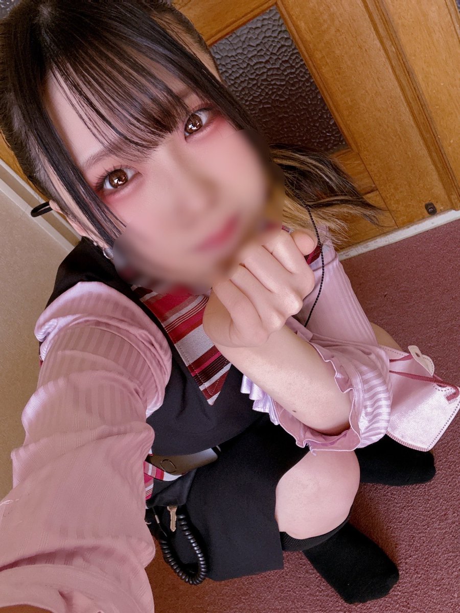 おはぴ✨ 今日で『インスタ100日間毎日投稿』完走しました👏👏👏 ちょろっと感想書いてるから見てね✌️ さーて、次はねぇ〜🤭🎶  https://t.co/hgESFdwndX