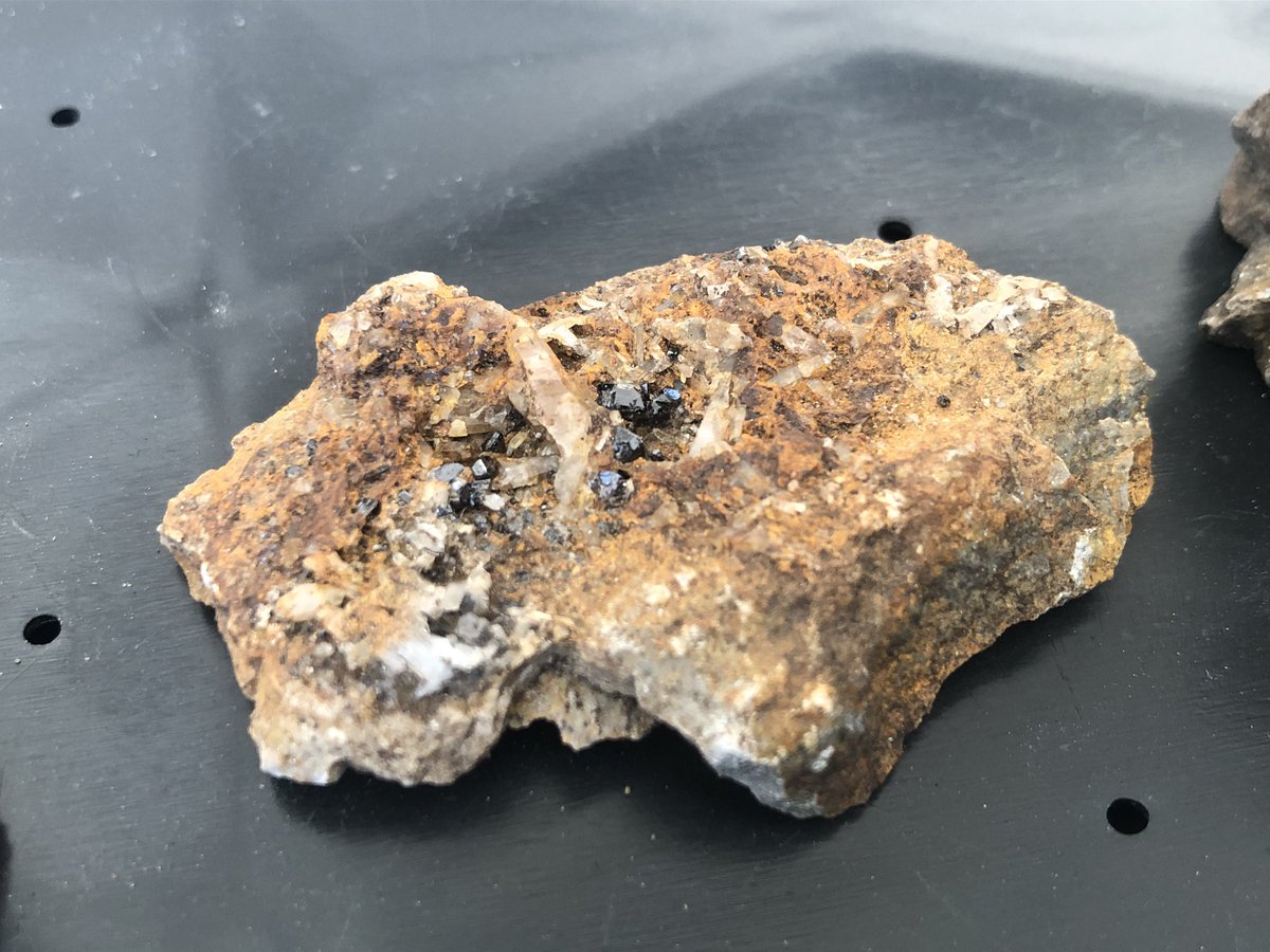 昨日の帰りに寄った鉱山、こちらも久しぶりです😊いや〜、結構人が来