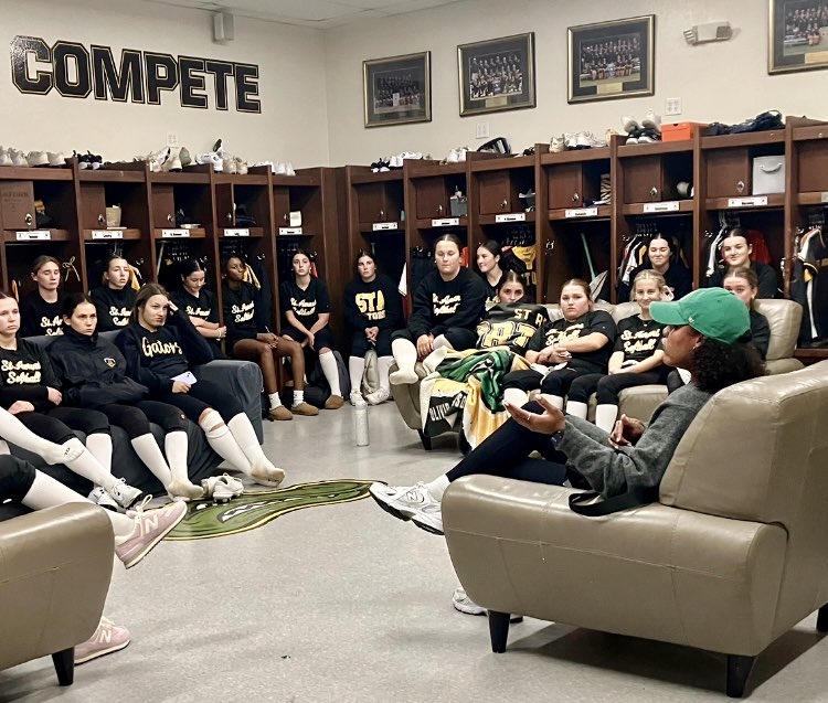 _STAsoftball's tweet image. 💛🖤