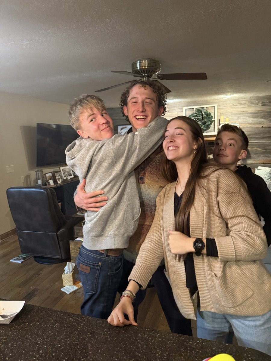 Jeff Bathurst tweet media