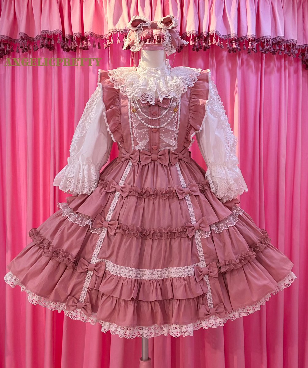 Angelic Pretty Prettyフリルジャンパースカート ピンク ♡Melody Frillジャンパースカート ♡濃ピンク ¥41,800(税込) フリル