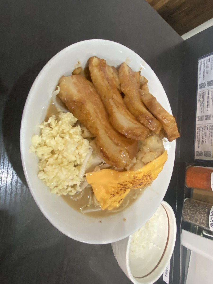 mochio_vt's tweet photo. めちゃくちゃ美味しかったけど盛りすぎた https://t.co/rrXrZhXwt6