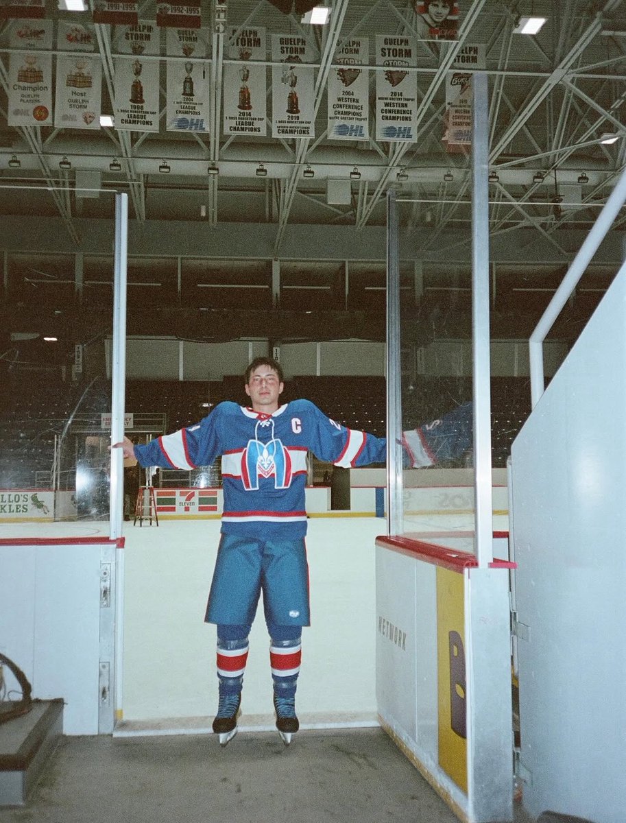 dailyhudcon's tweet image. shane hollander i miss you