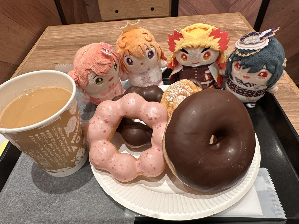 ミスドのドーナツビュッフェに行ってきた
甘いものいっぱい食べて幸せだけどちょっと食べ過ぎたかも😮‍💨 