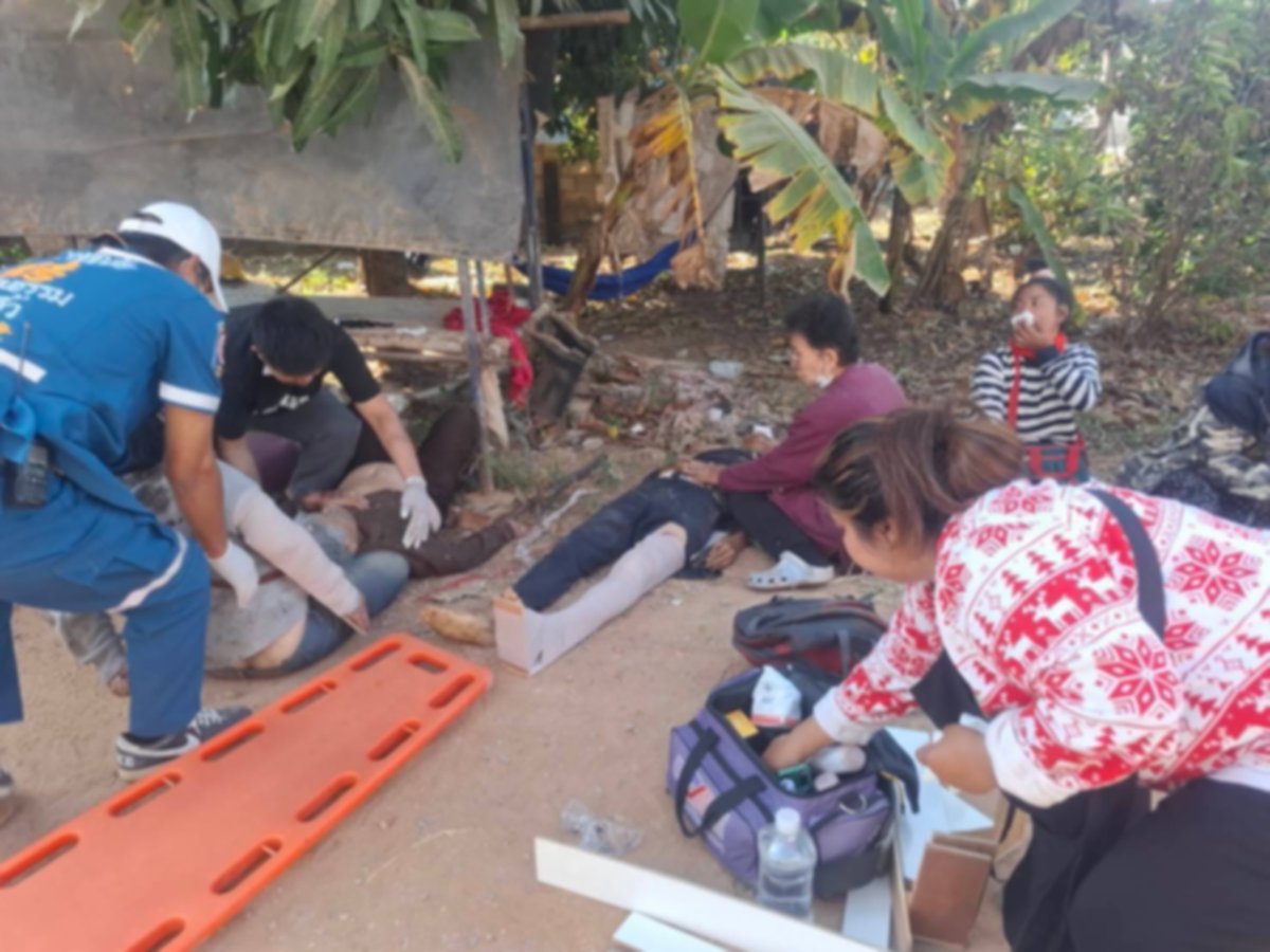 MatichonOnline's tweet image. อัพเดต เหตุรถไฟชนเครนถล่ม โคราช บาดเจ็บ 55 เสียชีวิต 22 ราย
.
14 มกราคม - เกิดอุบัติเหตุเครนยกสะพานรถไฟความเร็วสูง ถล่มทับขวางทางรถไฟ ที่บ้านถนนคต ต.สีคิ้ว อ.สีคิ้ว จ.นครราชสีมา ทำให้ขบวน 21 กรุงเทพอภิวัฒน์ – อุบลราชธานี ที่กำลังเดินทางมา เบรกไม่ทัน…