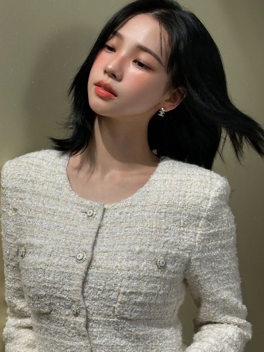 sachneta's tweet image. music.apple.com/id/album/love-…