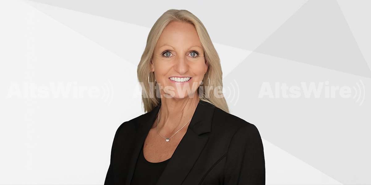 AltsWire's tweet image. 𝗘𝘅𝗰𝗵𝗮𝗻𝗴𝗲𝗥𝗶𝗴𝗵𝘁 𝗔𝗱𝗱𝘀 𝗕𝗲𝘁𝘀𝘆 𝗪𝗮𝗿𝗱 𝗮𝘀 𝗦𝗩𝗣 𝗼𝗳 𝗡𝗮𝘁𝗶𝗼𝗻𝗮𝗹 𝗔𝗰𝗰𝗼𝘂𝗻𝘁𝘀
altswire.com/exchangeright-…

#alternativeinvestments #ExchangeRight #nationalaccounts #distribution #SVP #leadership #brokerdealer #RIA #registeredinvestmentadviser #BetsyWard