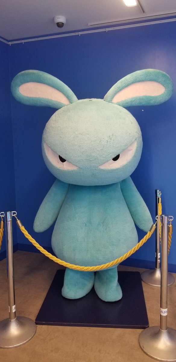 00aay6_xaica's tweet photo. ようやく来れました。もう最終日ですね。多分5000円位使って、取れたのコレだけ。センスないですね。キーホルダーとぬいぐるみ欲しかったんですが、取れる気がしませんでした。 https://t.co/TYP9y7RyjE