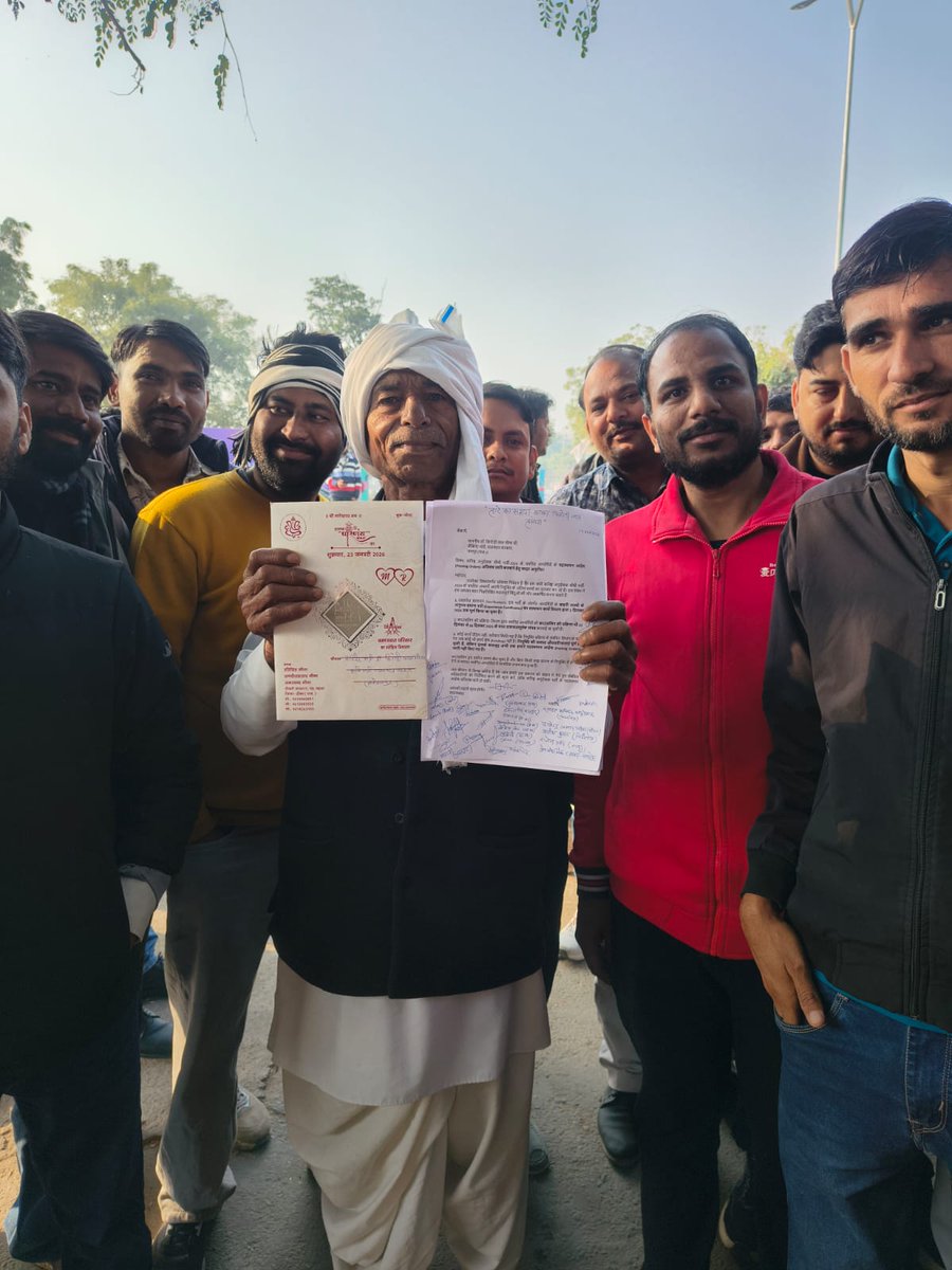 #कनिष्ठ_अनुदेशक_नियुक्ति
हम हमारा हक़ नहीं मांगते,,,, 😭😭😭
हम तो तुम से भीख मांगते....
जॉइनिंग देदो सरकार 🙏🙏🙏🙏
<a href="/BhajanlalBjp/">Bhajanlal Sharma</a> <a href="/BJP4Rajasthan/">BJP Rajasthan</a> 
<a href="/DrKirodilalBJP/">Dr. Kirodi Lal Meena</a> <a href="/alokrajRSSB/">Alok Raj</a> <a href="/HANUMANKISAN/">HANUMAN KISAN</a> <a href="/kkvishnoibjp/">K.K.Vishnoi</a>