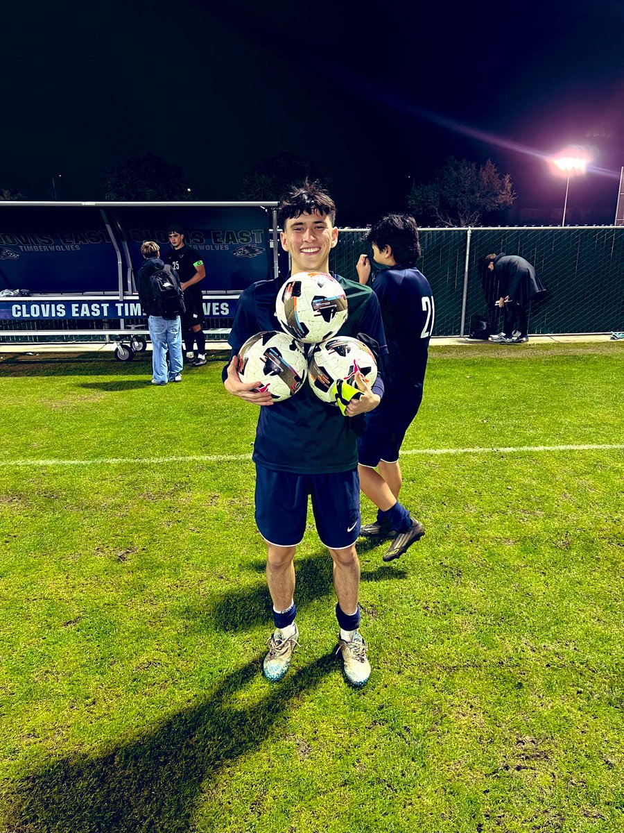 CEHSSoccer's tweet photo. Final 4 - 1 🐺⚽️ 

Captain Noah Naranjo with a hat trick to secure the W 🔥🔥🔥

Vamos Boys 

Noah Naranjo ⚽️⚽️⚽️
Fransisco Damas ⚽️ https://t.co/gxbxtPA8wt