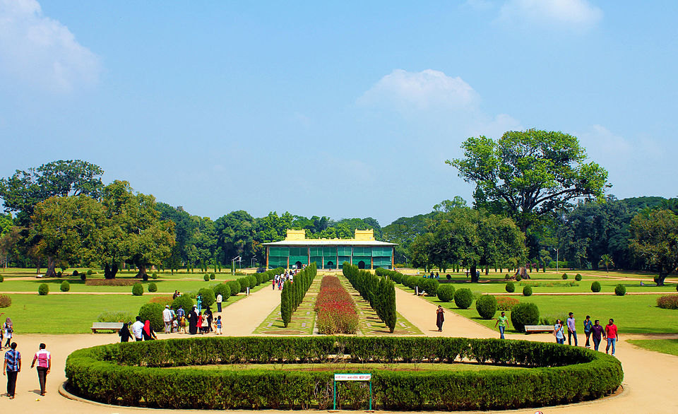 📍 Step back in time at Daria Daulat Bagh — the stunning summer palace of Tipu Sultan in Srirangapatna! Built in 1784 with intricate frescoes, teakwood architecture &amp; lush gardens. 👉 Read more: touristinindia.com/daria-daulat-b… #DariaDaulatBagh #TipuSultan #History #Srirangapatna