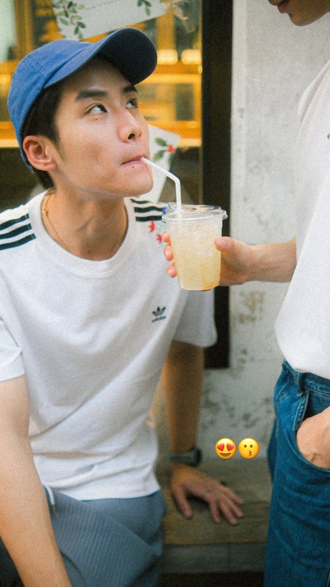 LengThanaphonOfficial tweet media