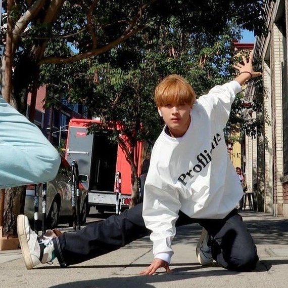 동담 #TASTE tweet media