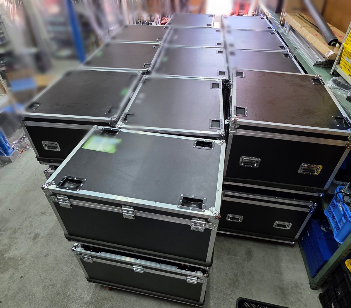 cnfize's tweet image. 大量のLEDビジョンが来ました！
再来週にもう半分来ます！
#leddisplay #ledビジョン