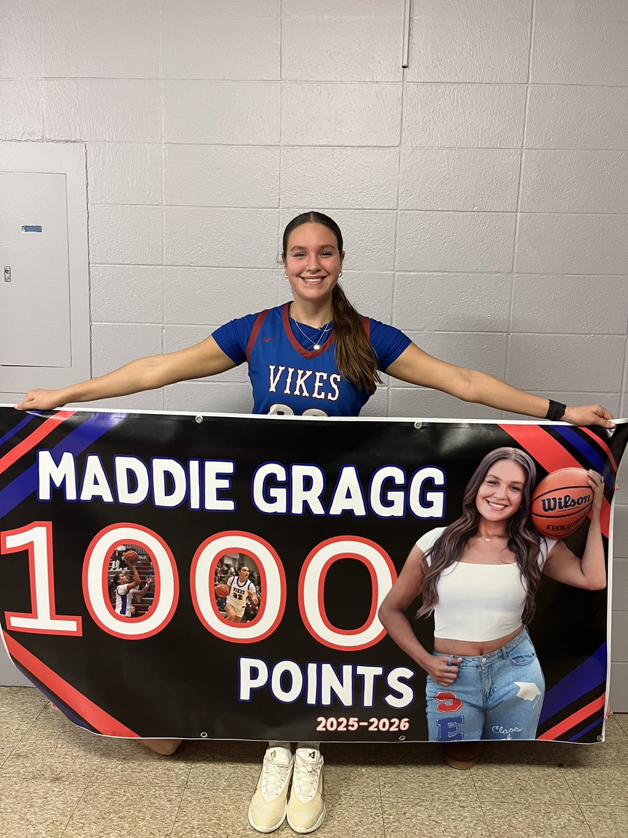 AudraGragg's tweet photo. We are proud of you @GraggMaddie! Way to get the 1000th point &amp; counting tonight! https://t.co/d3K9B5CZCQ