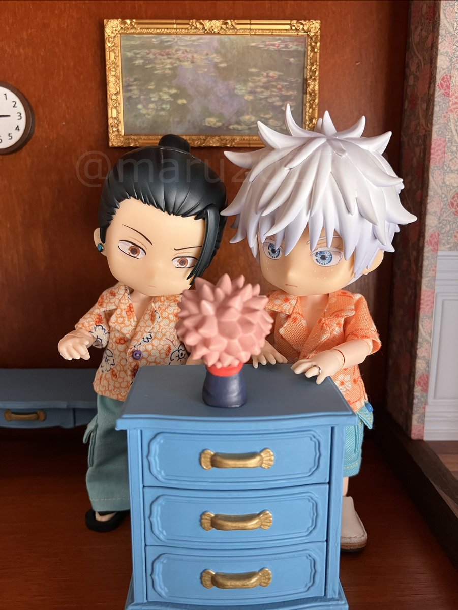 maru201708's tweet photo. ねんどろいどフェイスメーカーで作った悟と傑の顔です。
悟はかわいくなりすぎてしまった。
いいのか？いいんだ！
夏油様を作りたくて挑戦したのですが、難しい。
ピアスは、ホットフィックスをガンダムマーカー(色が全然違う！)で塗りました。

悟の？期間限定のパーツがあるうちに、もっと作りたい。 https://t.co/7plzRnS611