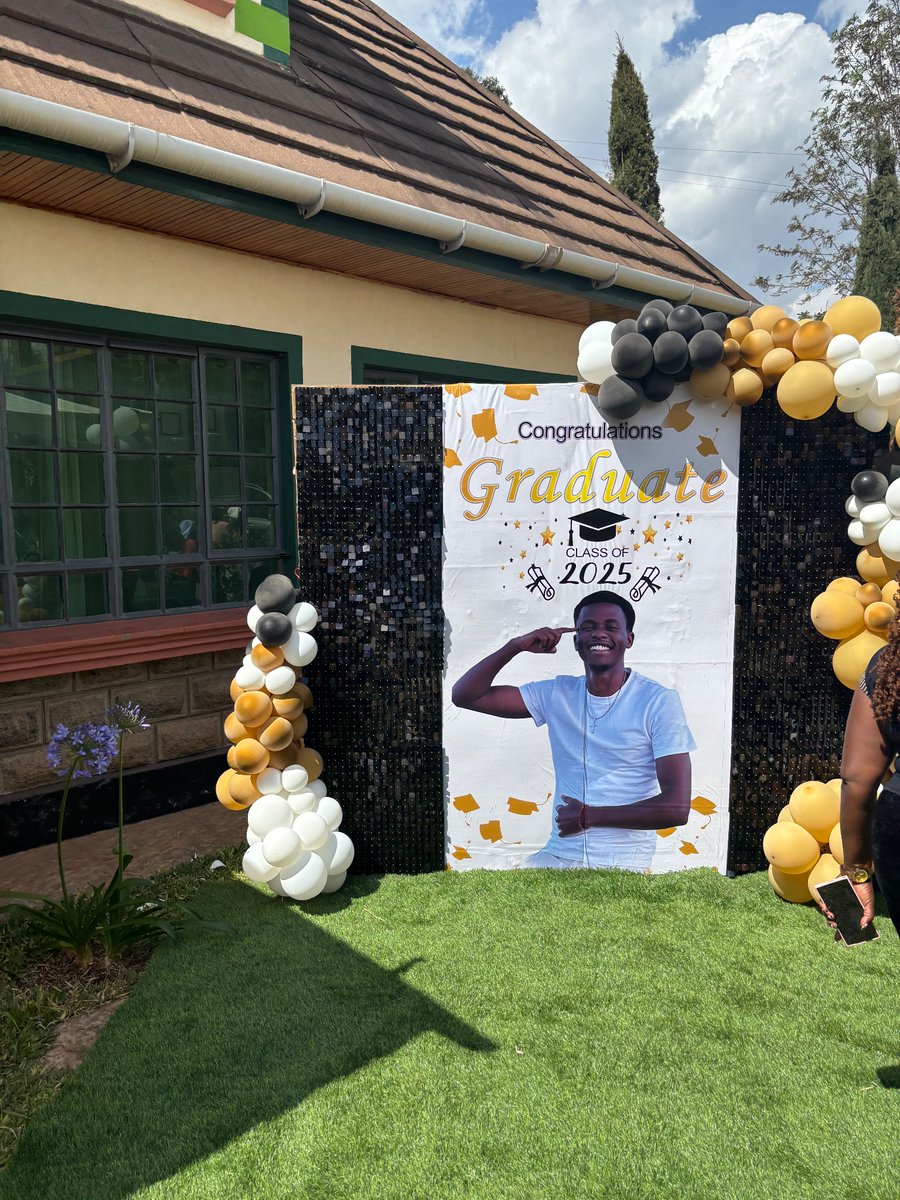 🍁RASTA MAN™🍁 tweet media