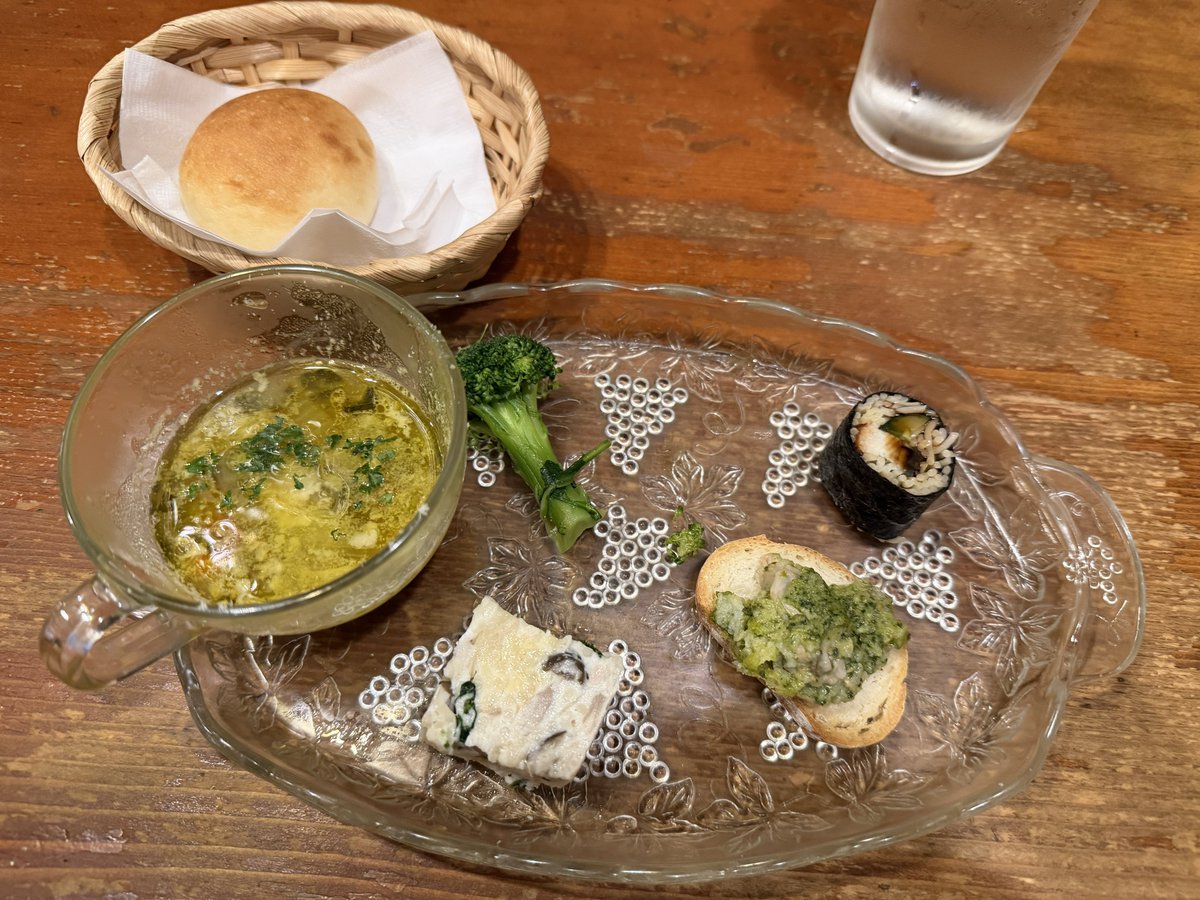 盈月① OEM Genuine 13-18 Escape Explorer Ford Rear Main Crankshaft Seal