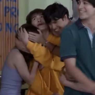 ANT0NIEAN's tweet image. we gotta give it up to frost and yanyan din for instigating this whole asaran kasi kaya rin ginatungan ni sir aga dahil inumpisahan nila WAHAHAHAHAHAHAAHAHAHAHAHAHAHA #hays