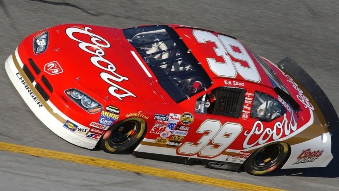 RacingTerritory's tweet image. NASCAR Paint Scheme of the Day:

Bill Elliott #39 Coors Dodge from the 2005 Budweiser Shootout at Daytona International Speedway.