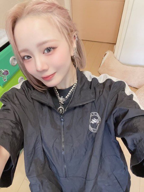 onapet_te's tweet photo. デコ出し💕くちびるエロすぎ💕 https://t.co/cL70uimKlf
