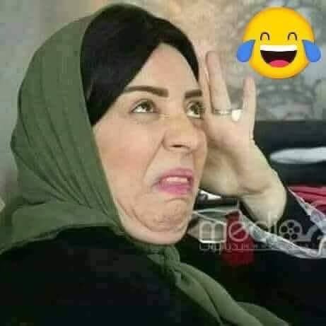 الزوجة : انا رايحه عند أهلي
الزوج : طيب سلميلى عليهم
الزوجة : ايوا طبعا انت ما صدقت عايز البيت يخلالك تلعب وتمرح فيه براحتك !!!
الزوج : لا حول ولا قوة الا بالله  !!!!!
------------------
الزوجة : انا رايحه عند أهلي
الزوج :  خليكى قاعدة معايا النهاردة وروحي يوم ثاني
الزوجة : انت