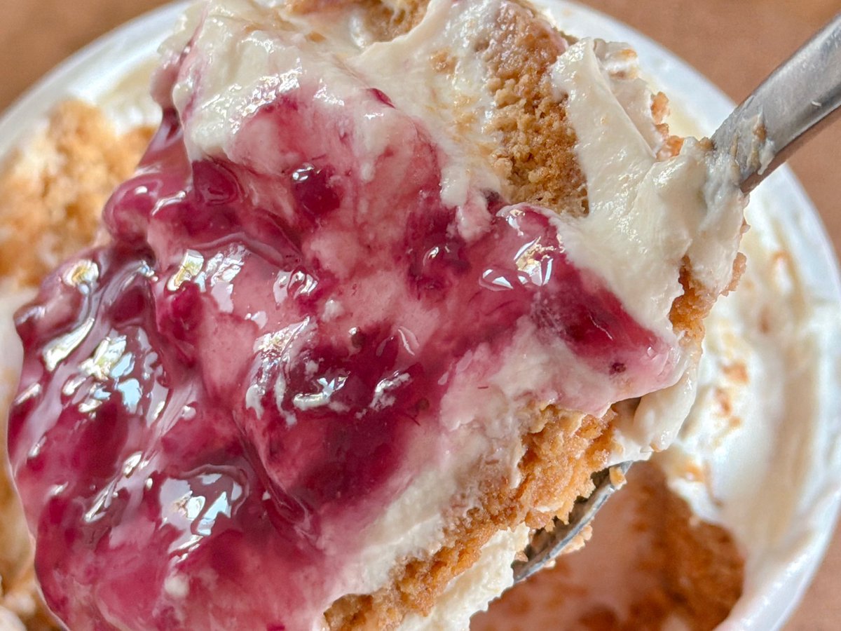 ลองแล้วววววว กรีกโยเกิร์ต+บิสกิต  อร่อยอ่ะ นี่จุ่มไว้ไม่นานให้บิสกิตยังกรอบ🥹✨🫶🏻😋
🍪บิสกิต วิใช้ของGullon กดตามรีวิวมาSugar Free