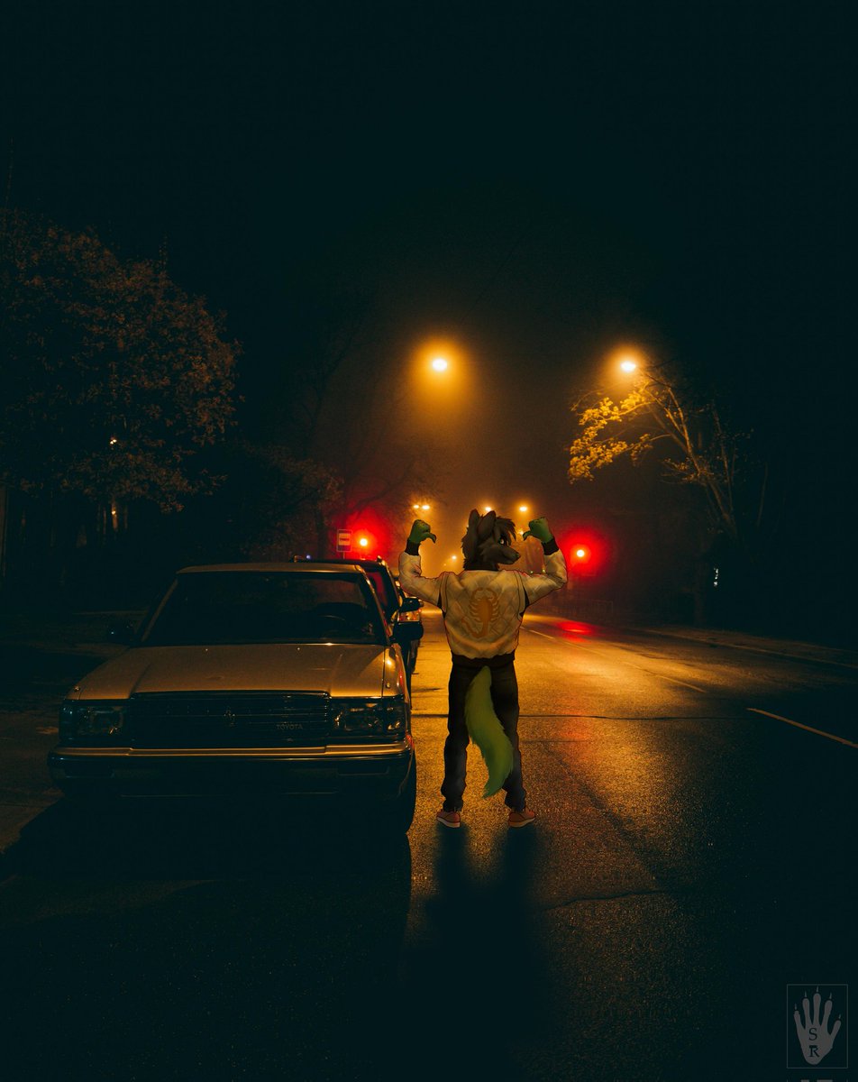 Savvy_Raccoon's tweet image. He drives.....or something.

(Comm featuring @fursonally)