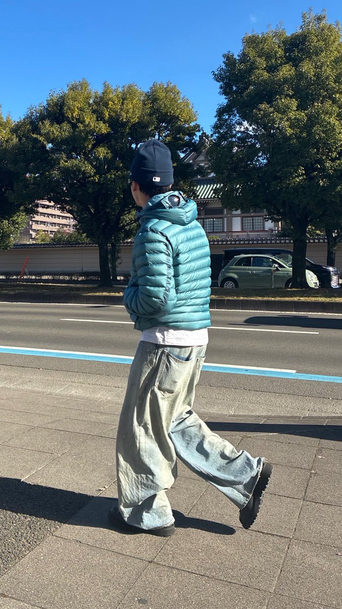 Teck1ap's tweet photo. C.P Campanyのダウン暖かすぎて、半袖の上にダウン着るだけいけるからめっちゃ楽です。 https://t.co/ebvOPFR7qy