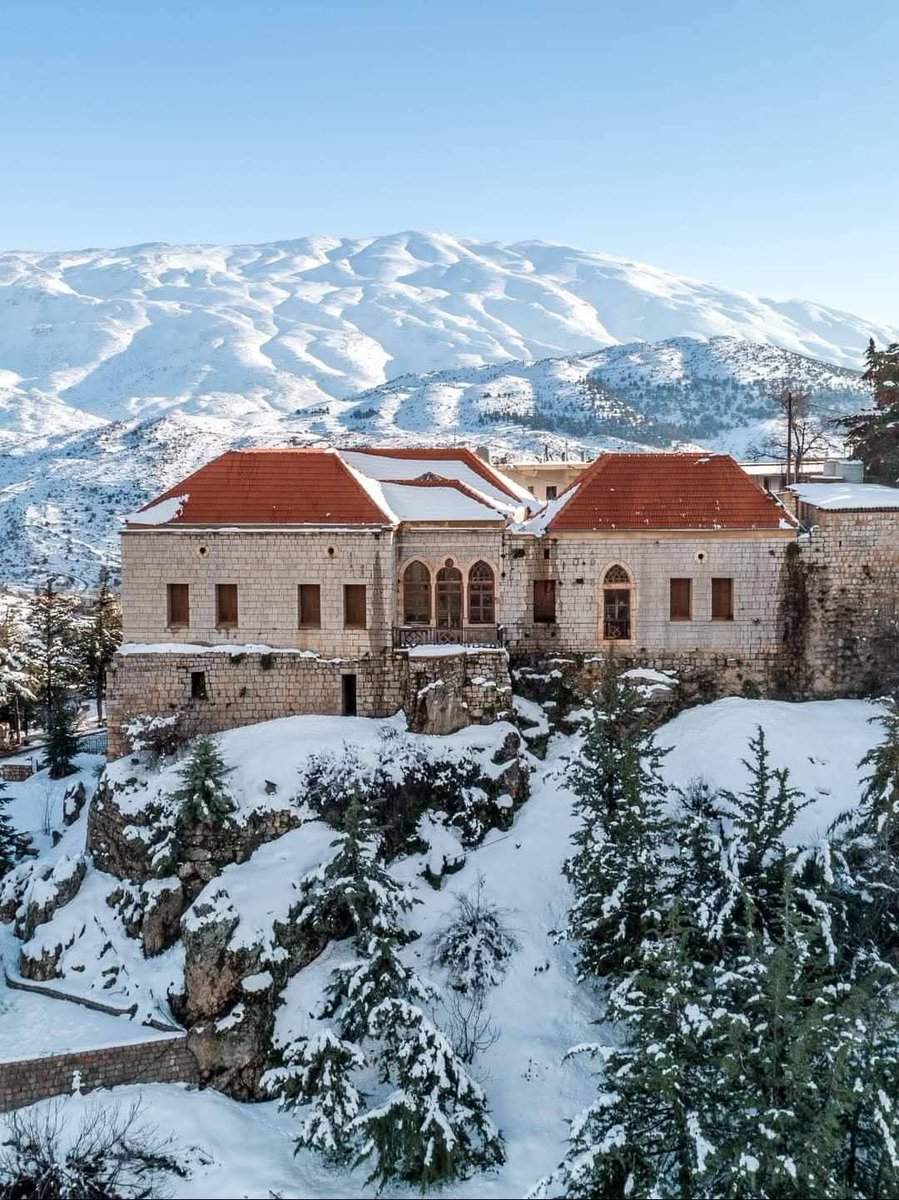 FatinaAz2's tweet image. -ستي كانت تقول: 
 المربعانية، يا بتربـِّع يا بتـقـبـِّع
 المربعانية، يا شمس تحرق يا مطر تغرق
 كانون فحل الشتاء 
  #صباح_الخير