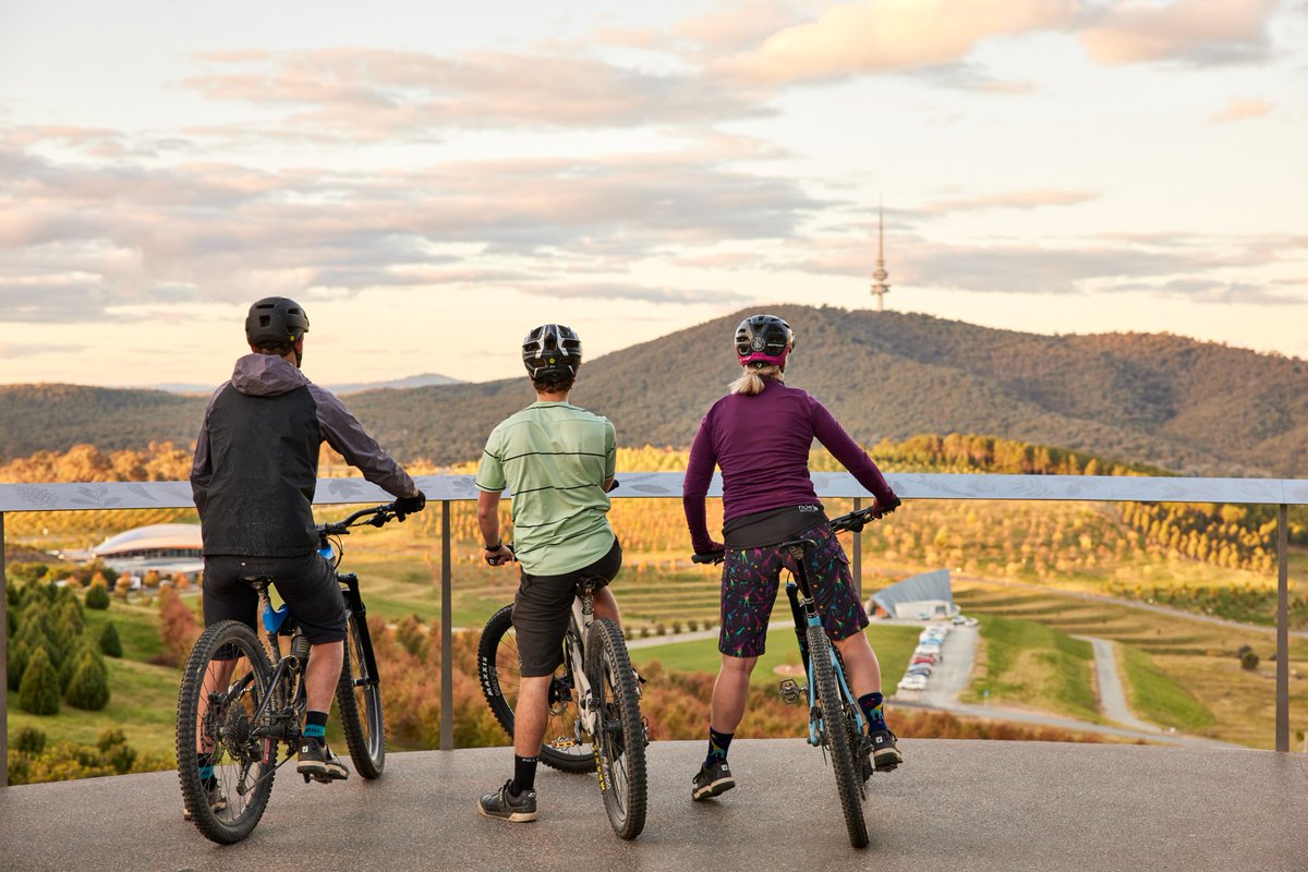 VisitCanberra tweet media