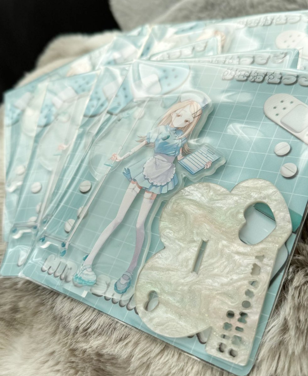 ⑅°˖ ┈☾再販のお知らせ☽┈ ˖°⑅

冬コミで完売した篠澤広アクスタ、
メロンブックスさんにて再販予約開始いたしました!
今後のイベントでも少数頒布予定ですが、
遠方の方・確実に手に入れたい方など是非～💉🤍
https://t.co/CitLc502DM 