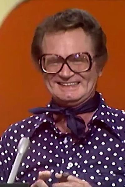 FrankMalfitano's tweet photo. GENERAL CULTURAL MUSINGS: January 13 1931 was the 🎂 of both #CharlesNelsonReilly & #RipTaylor making it officially the Gayest day in history 🌈 😜 https://t.co/ePBuW1gl3a