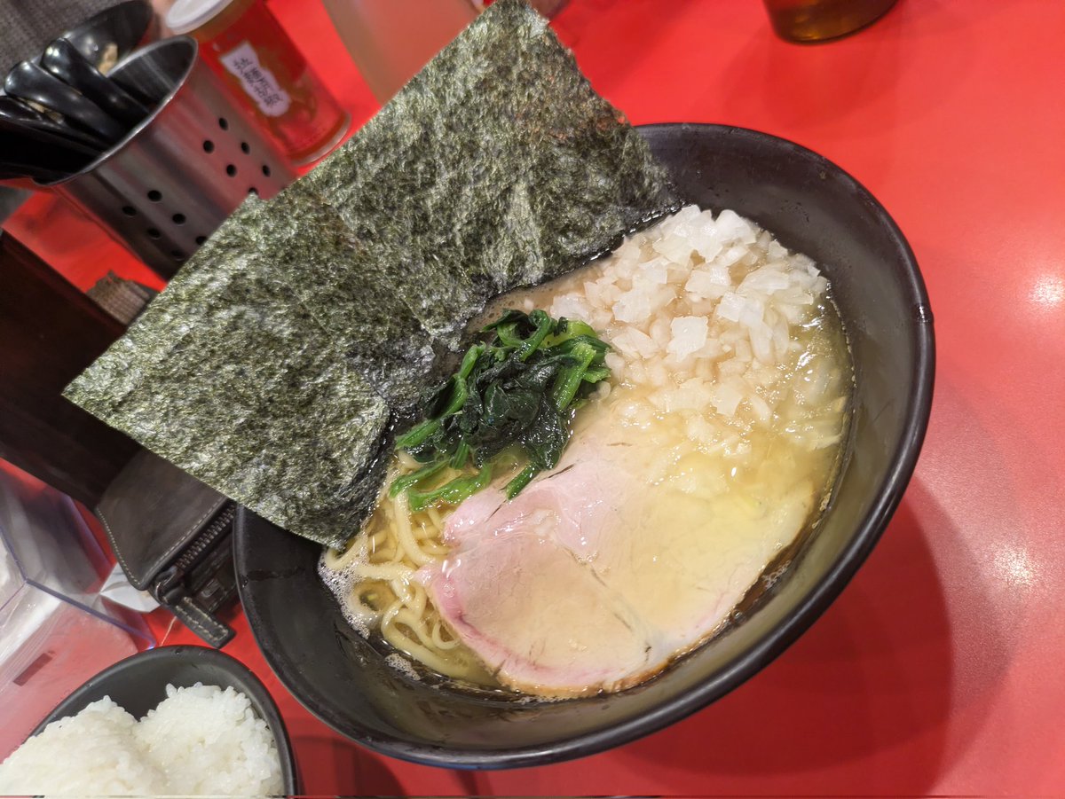 いもむC tweet media