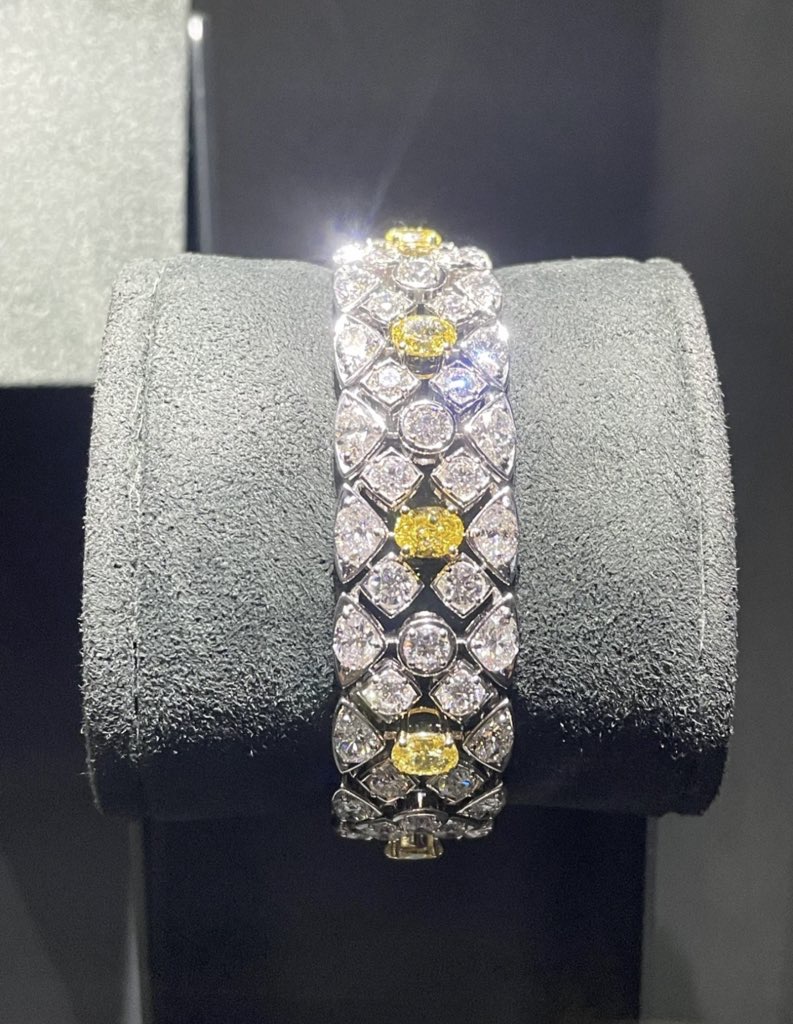 Vand Ni｜Asian bro tweet media